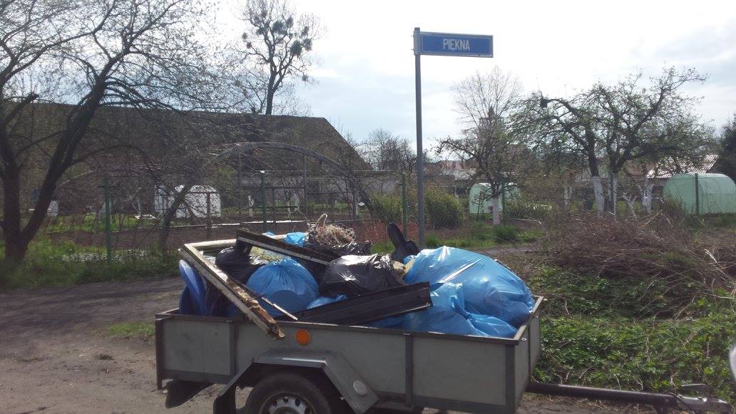 Wiosenne Sprzątanie Sołectwa 16.04.2016_23