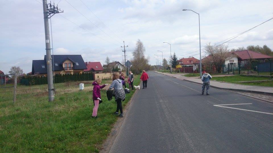 Wiosenne Sprzątanie Sołectwa 16.04.2016_36