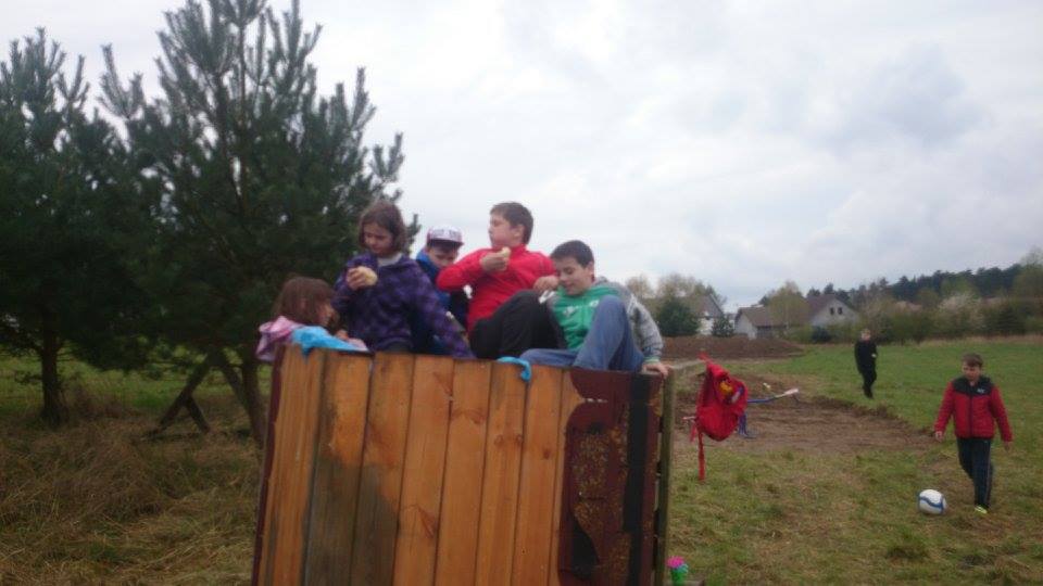 Wiosenne Sprzątanie Sołectwa 16.04.2016_60