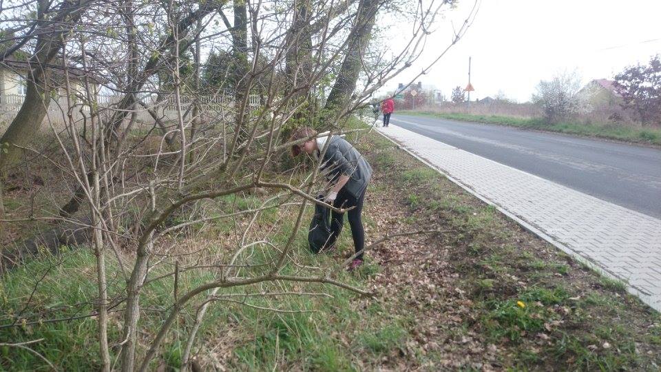 Wiosenne Sprzątanie Sołectwa 16.04.2016_33