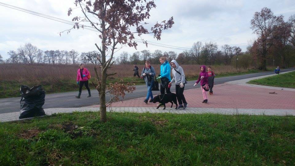 Wiosenne Sprzątanie Sołectwa 16.04.2016_27