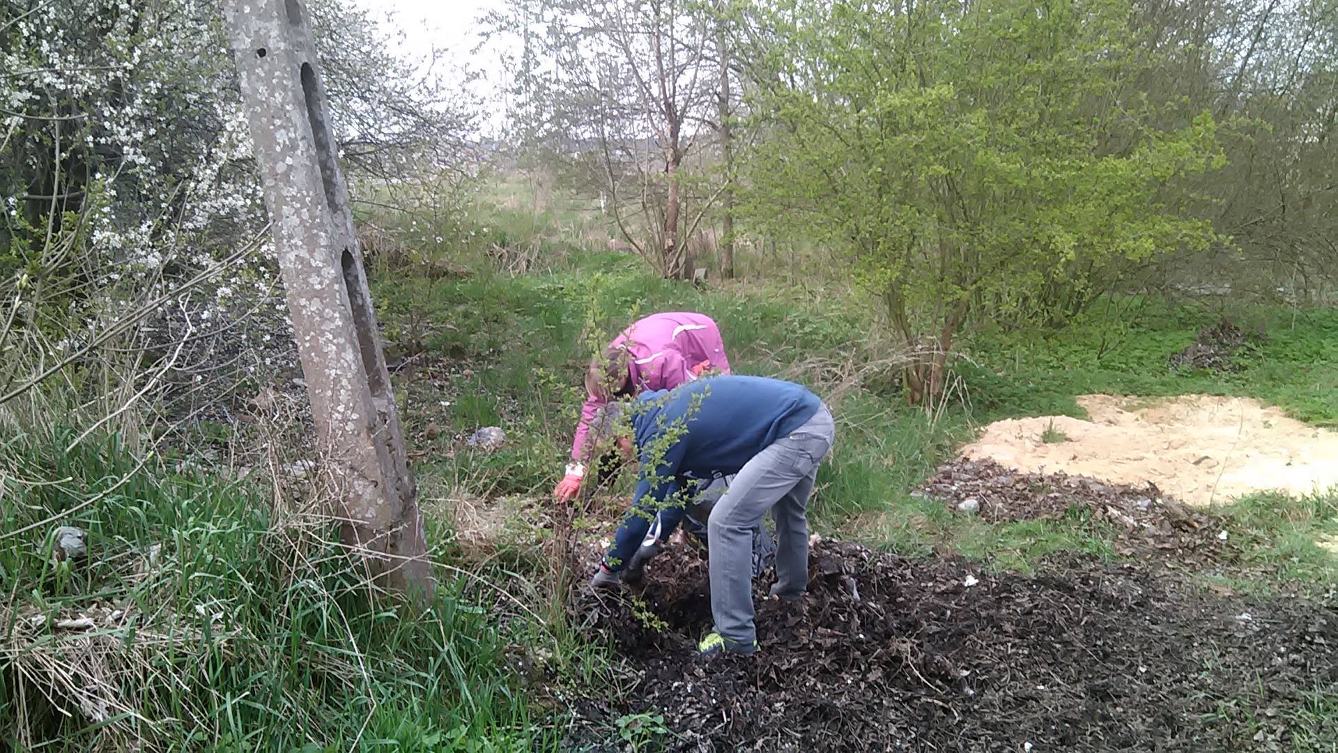 Wiosenne Sprzątanie Sołectwa 16.04.2016_20