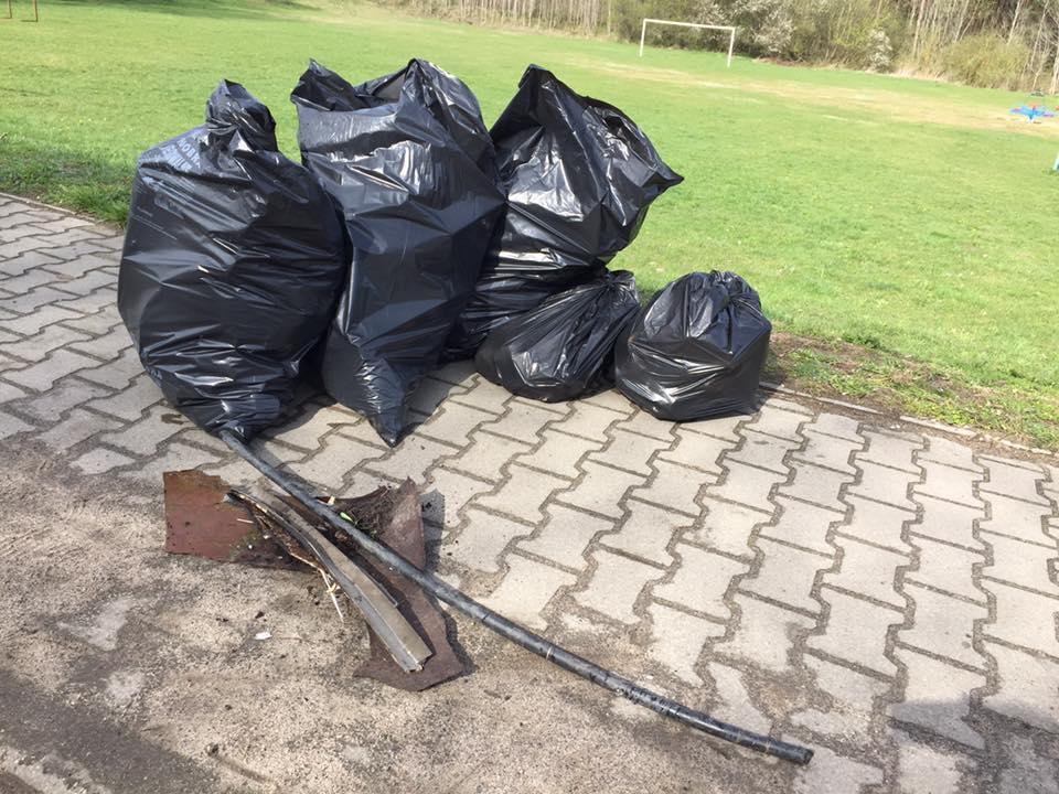 Wiosenne Sprzątanie Sołectwa 16.04.2016_79
