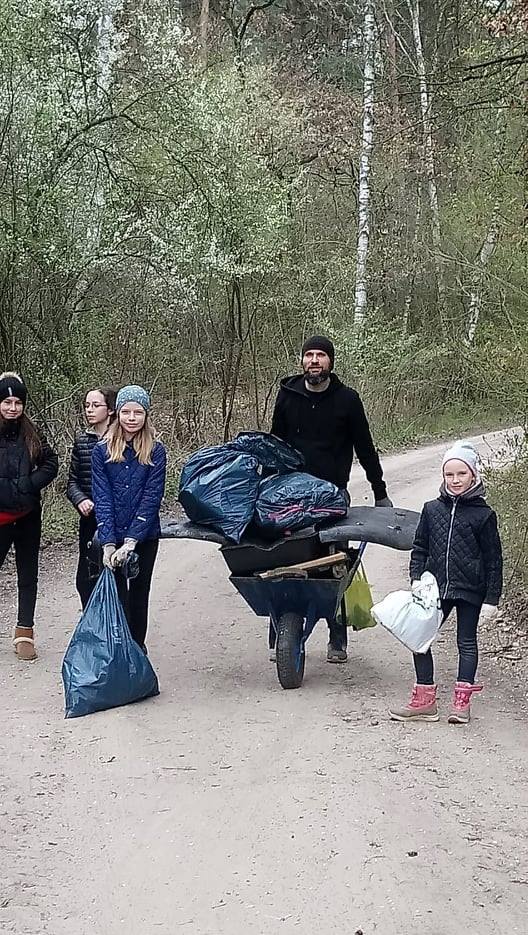 Wiosenne sprzątanie sołectwa – 13.04.2019