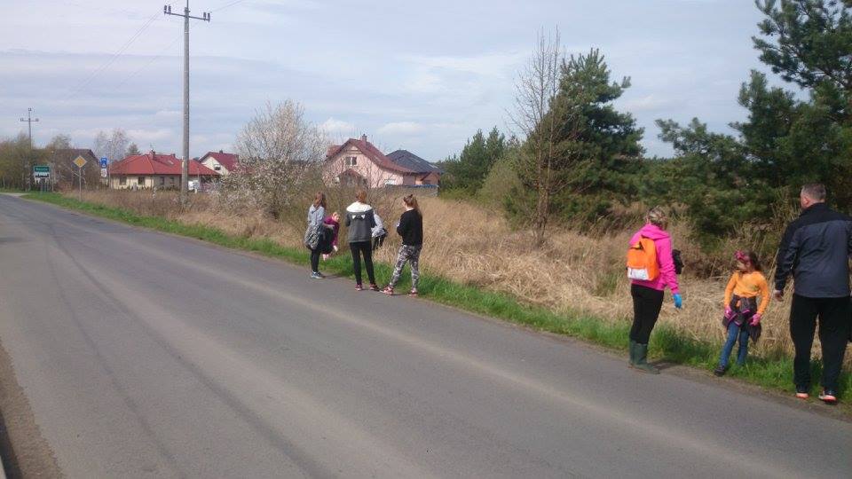 Wiosenne Sprzątanie Sołectwa 16.04.2016_38